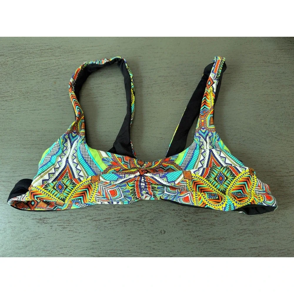 L*Space Tribal Geometric Twist Front Bikini Top XS Multi Color Swimwear